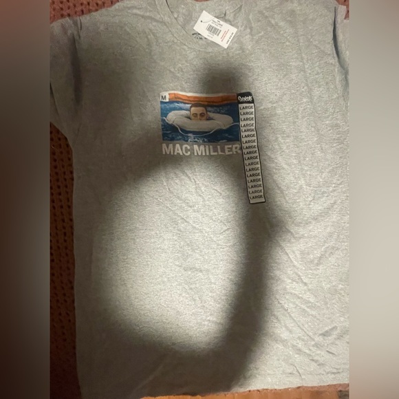 mac miller y2k vintage 2000s spencers BRAND NEW t shirt ! size l - Picture 3 of 3